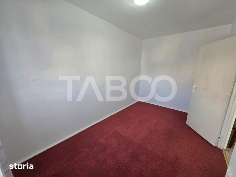 Apartament cu 2 camere nedecomandat în Trei Stejari