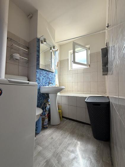 Garsonieră decomandată, mobilată în Complex Studențesc