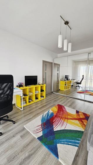 Apartament cu 2 camere decomandat în Păcii