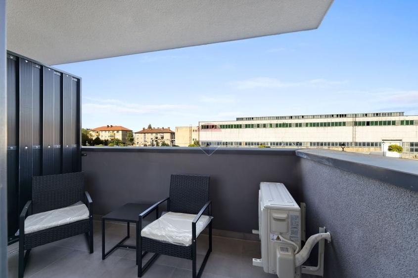 Apartament cu 2 camere decomandat, mobilat în UTA