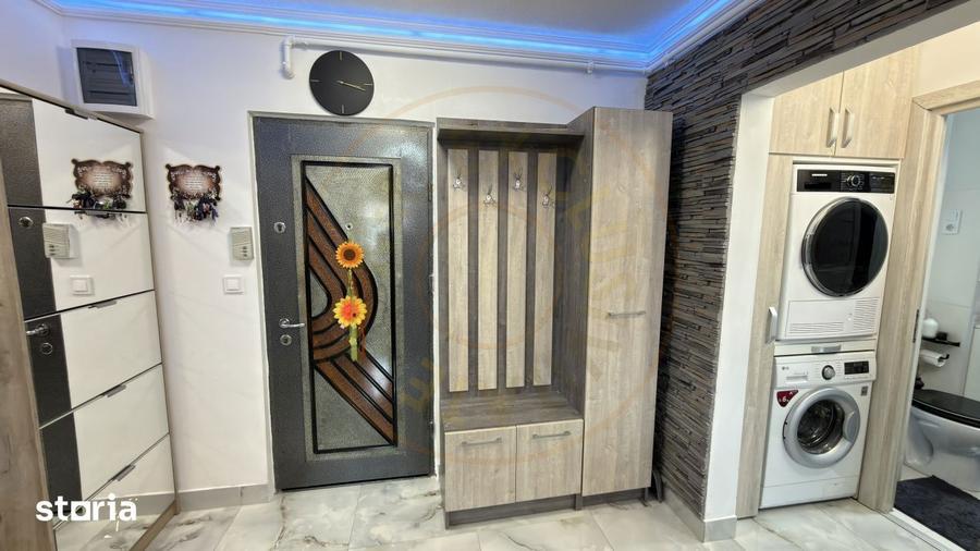 Apartament cu 2 camere decomandat, mobilat în Central