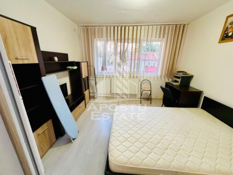 Garsoniera de inchiriat,Timisoara zona Complexul studentesc - 1