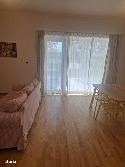 Casă cu 4 camere cu Teren 1701 Mp în Central
