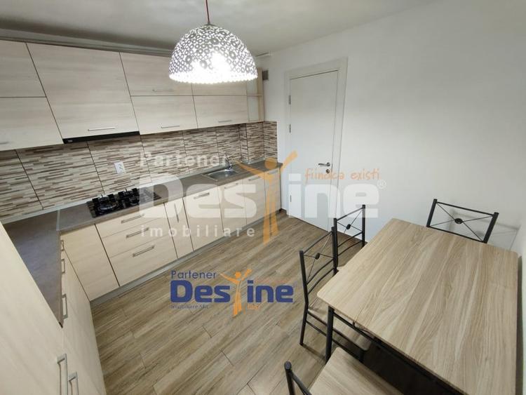 Apartament cu 2 camere decomandat, mobilat în Palat