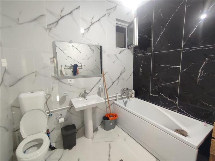 Casă cu 3 camere cu Teren 249 Mp în Colentina