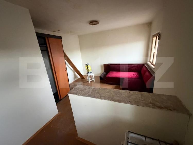 Apartament cu 4 camere decomandat, mobilat în Central