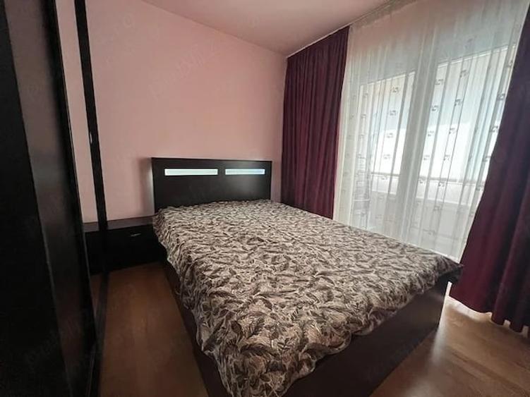 Apartament cu 3 camere semidecomandat în Gheorghe Lazăr