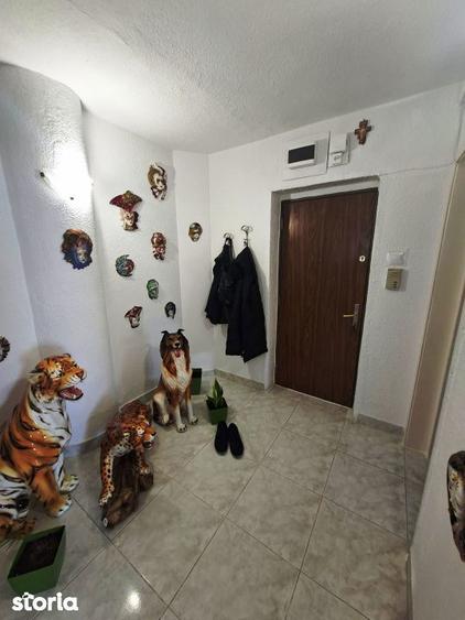 Apartament 3 camere bloc H metrou N. Grigorescu - 12
