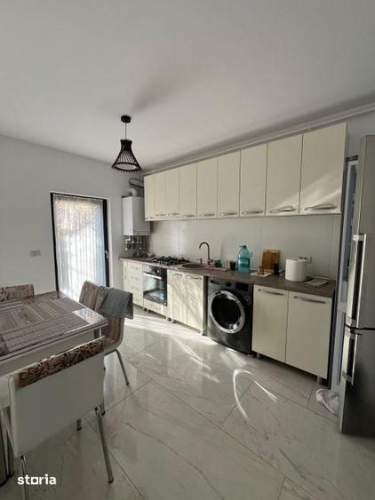 Casă cu 3 camere cu Teren 300 Mp în Central