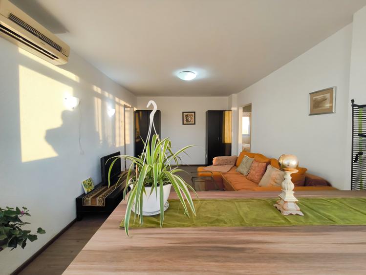 Apartament cu 2 camere semidecomandat în Mărășești