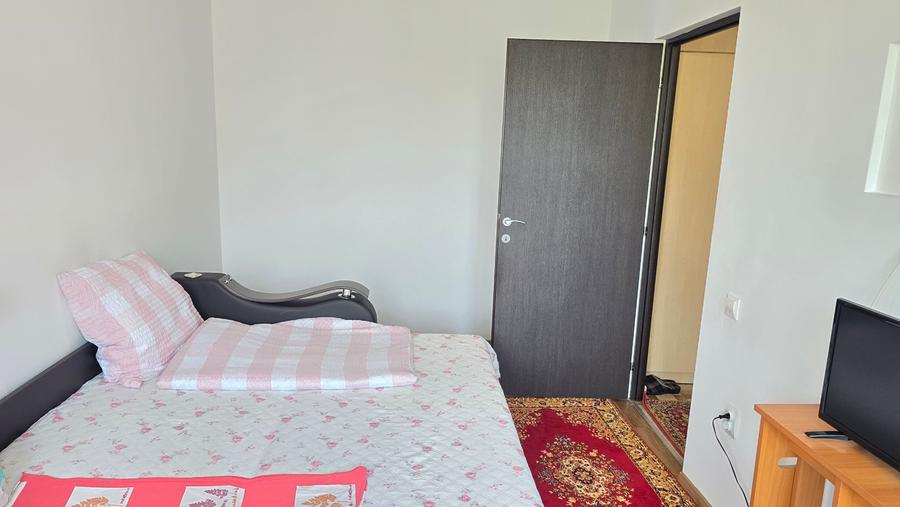 Apartament cu 2 camere decomandat în Piața Centrală
