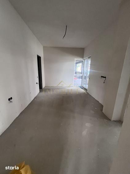 Apartament cu 3 camere în Florești