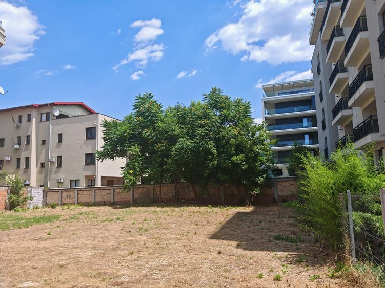 Teren Construcții intravilan de 970 mp, în Herăstrău