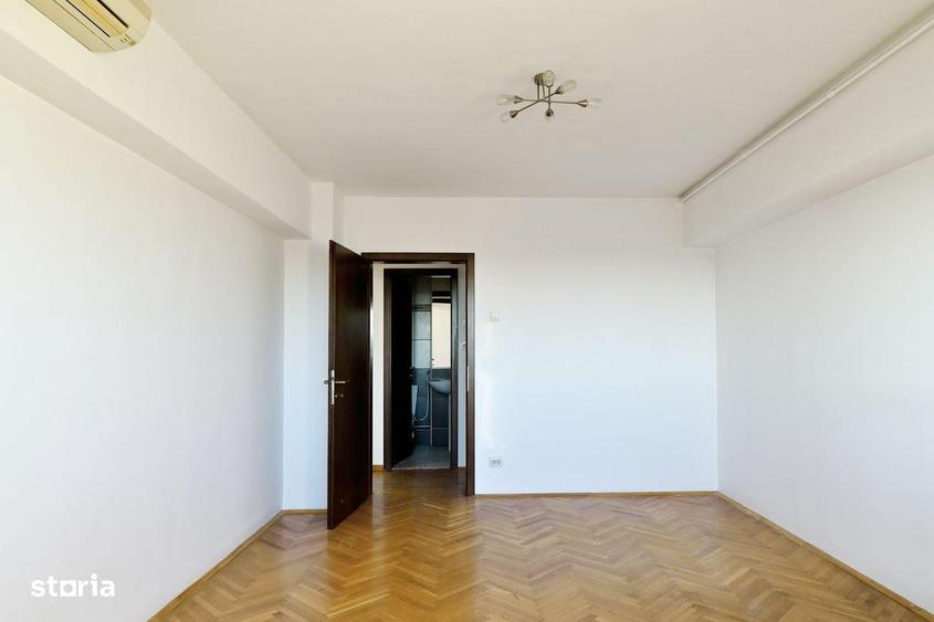 Apartament cu 4 camere semidecomandat, mobilat în Unirii