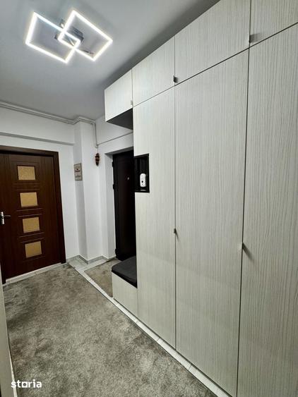 Apartament cu 2 camere decomandat în Metalurgiei