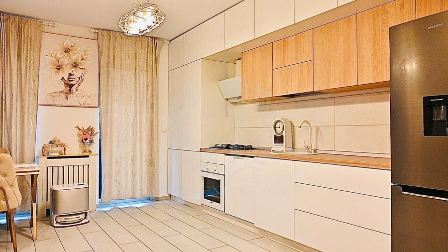 Apartament cu 2 camere decomandat, mobilat în Albert