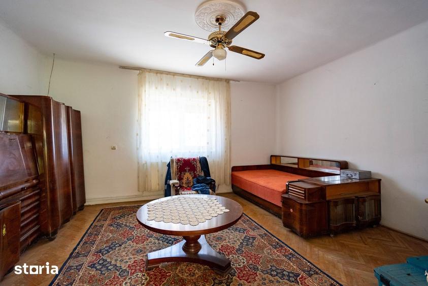 Casă cu 2 camere cu Teren 620 Mp în Rogerius