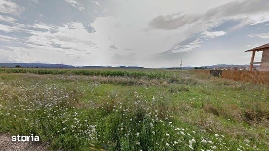 Teren de 4000 mp, în Central