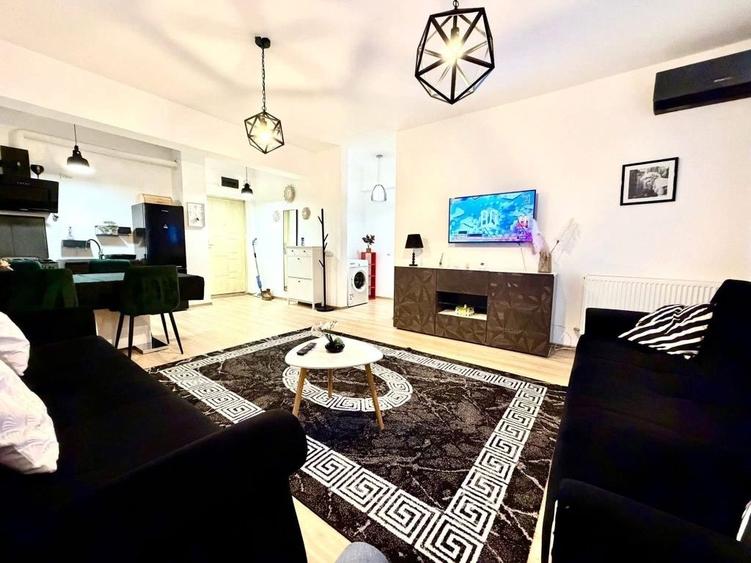 Apartament cu 2 camere decomandat în Central