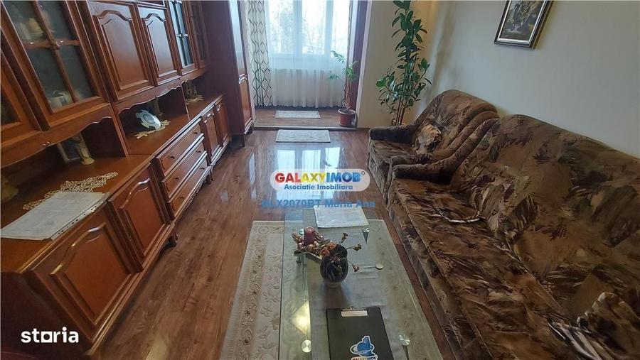 Apartament cu 4 camere decomandat în Central