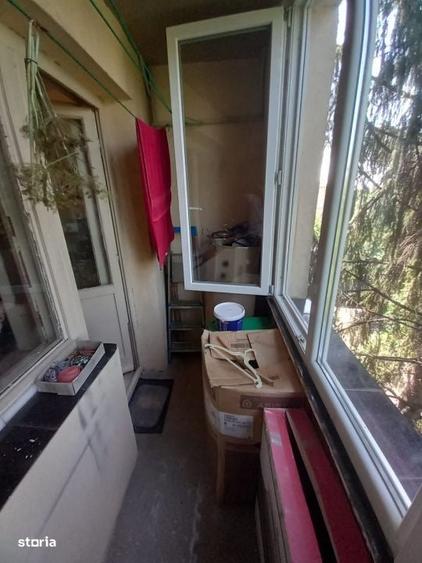 Apartament cu 3 camere decomandat în Săsar