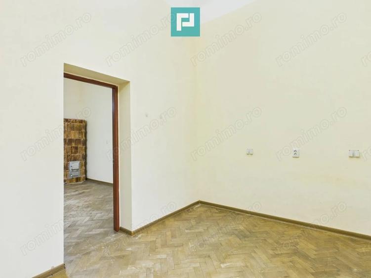 Apartament cu 2 camere semidecomandat în Central