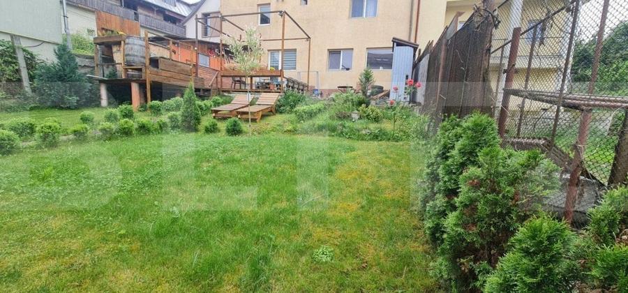 Casă individuală cu 10 camere cu Garaj în Zorilor