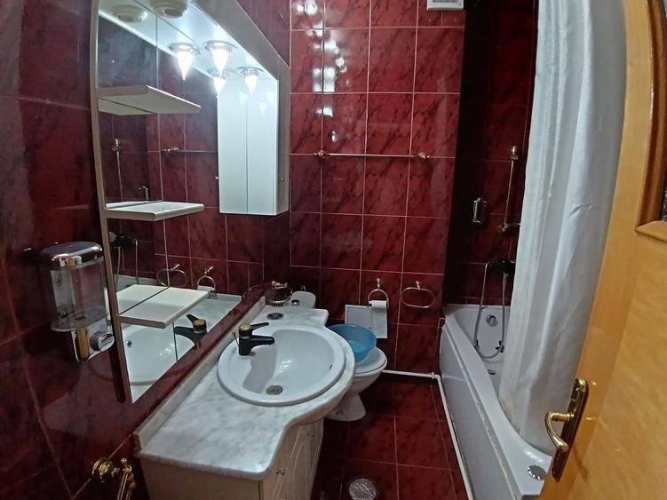 Vanzare 5 camere Batistei - 13