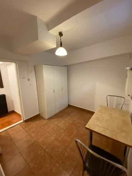 Apartament cu 2 camere semidecomandat în Romană