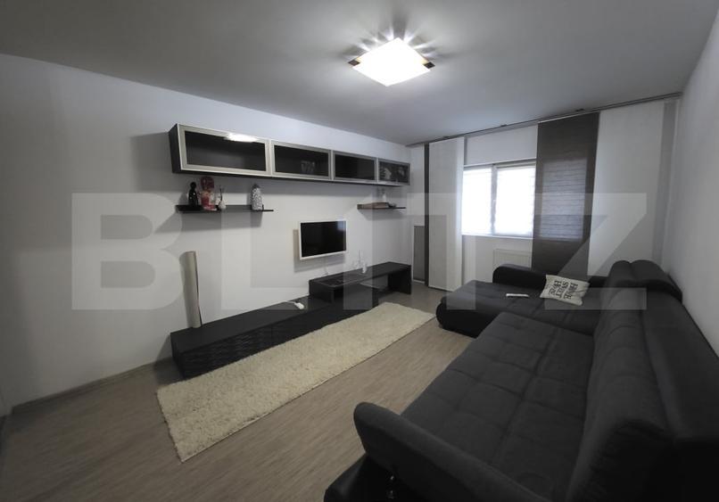 Apartament cu 3 camere decomandat, mobilat în Ștefan cel Mare