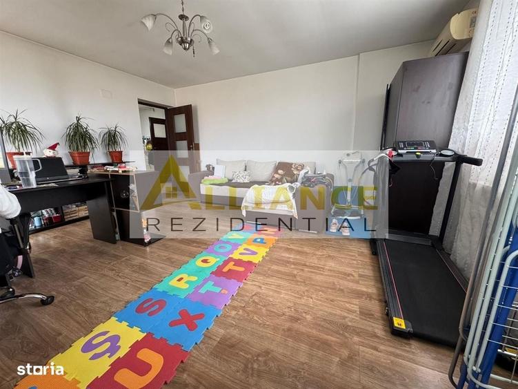 Apartament cu 3 camere în Central — fotografia 1