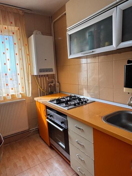 Apartament cu 2 camere decomandat în Exterior Vest