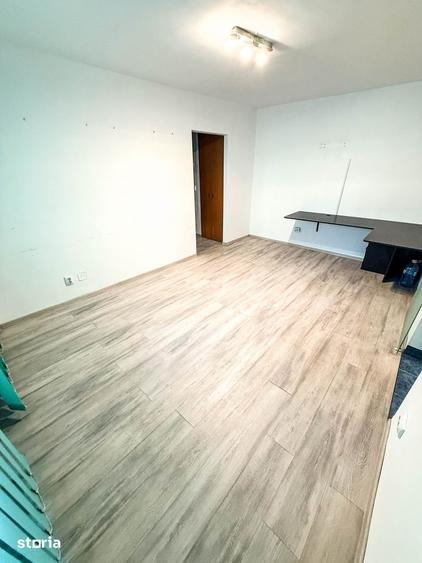 Apartament cu 4 camere semidecomandat, mobilat în Obor
