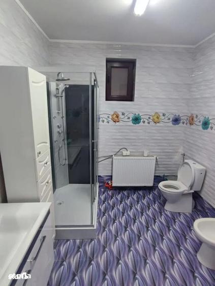 Casă cu 4 camere în Bucur Obor