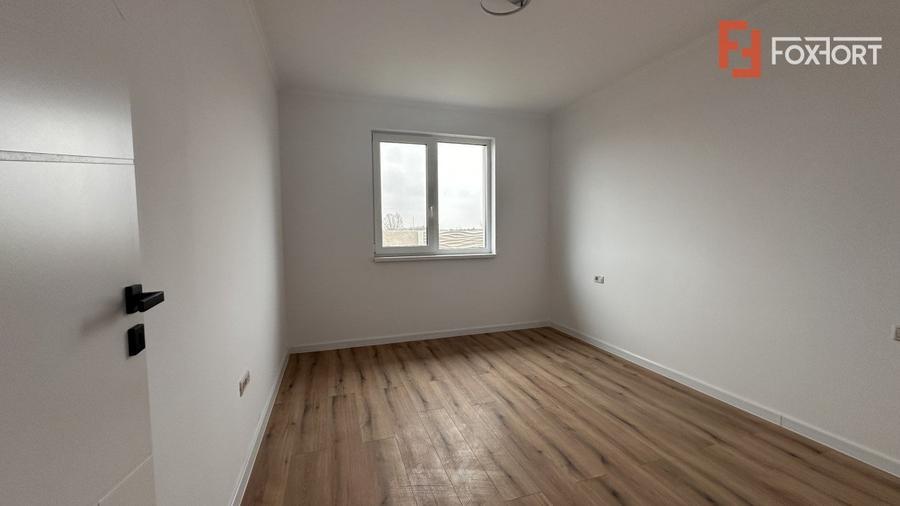 Casă individuală cu 4 camere cu Teren 748 Mp în Moșnița Veche