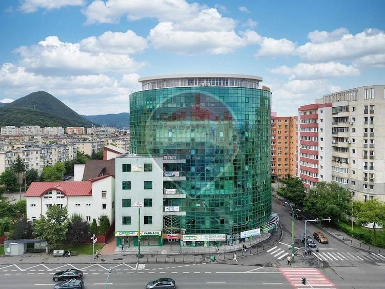 SPATIU COMERCIAL 80 MP OPEN SPACE CU GRUP SANITAR | GREEN CENTER ITC - 3
