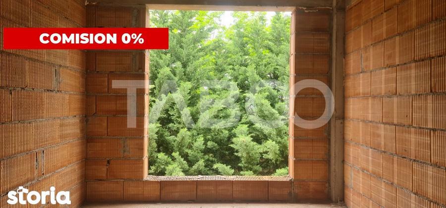 Apartament cu 3 camere decomandat în Cristian