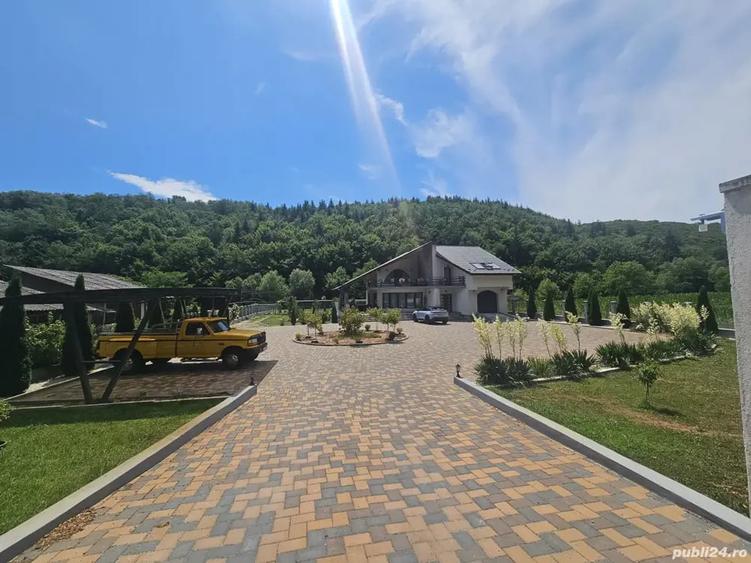 Casă cu 6 camere cu Teren 3000 Mp în Dej