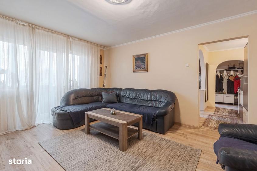 Apartament cu 3 camere în Iosia