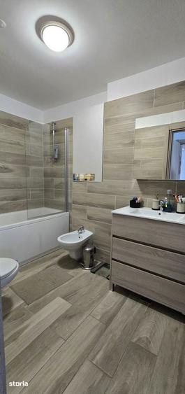 Apartament cu 3 camere decomandat în Nord