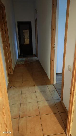 Casă cu Teren 1856 Mp în Central