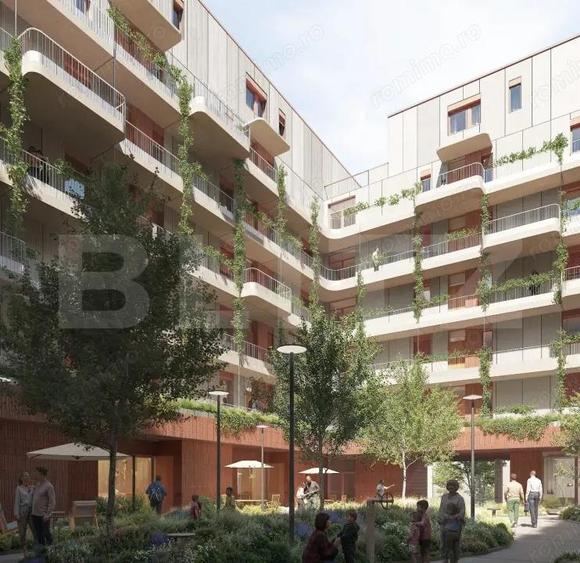 Apartament cu 5 camere semidecomandat în Central