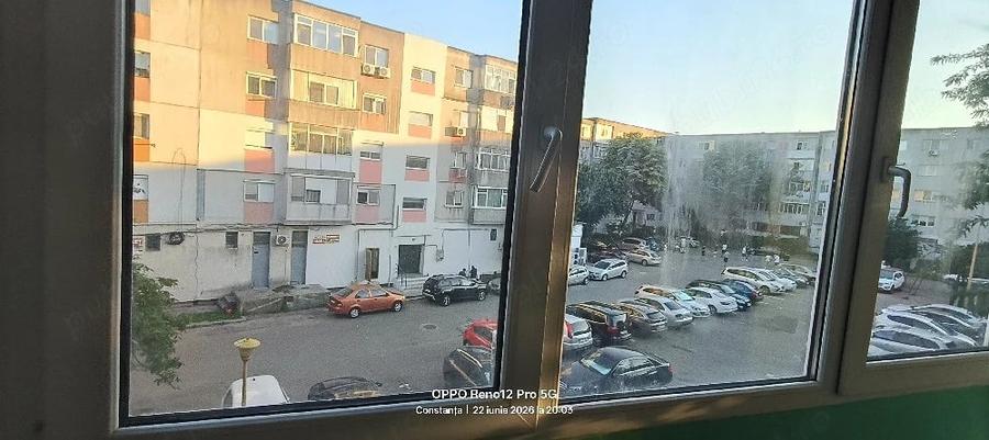 Apartament cu 2 camere decomandat în Sud