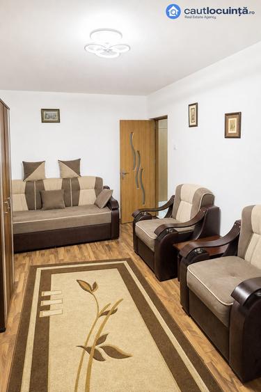 Apartament cu 3 camere, mobilat în Berceni