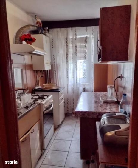 Apartament cu 2 camere semidecomandat în 23 August