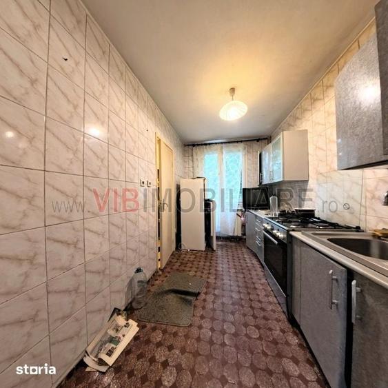 Apartament cu 3 camere în Drumul Taberei