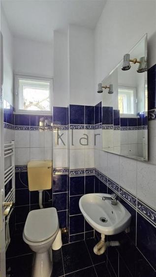 Casă individuală cu 10 camere cu Canalizare în Zorilor