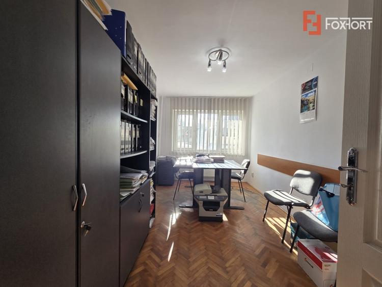 Apartament cu 2 camere semidecomandat, mobilat în Malul Mureșului