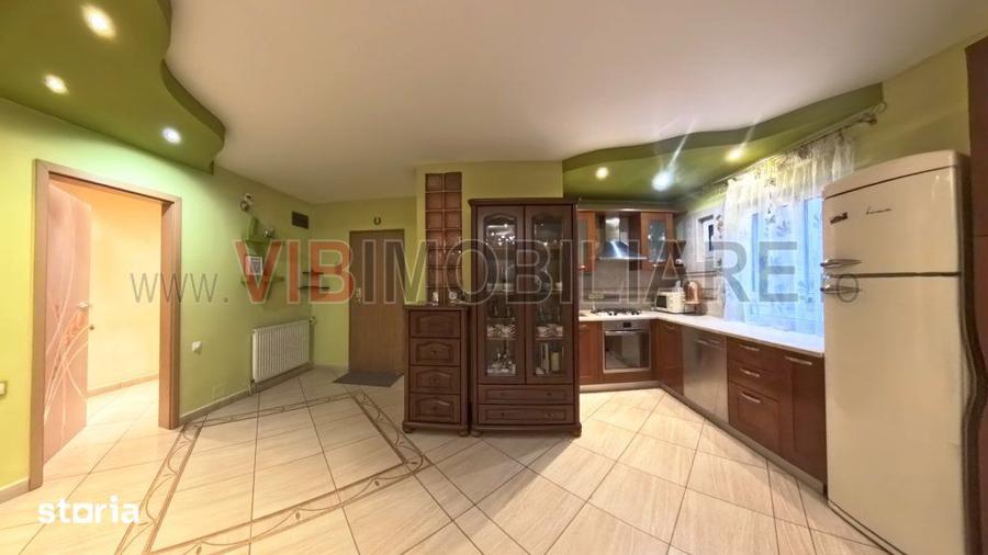 Apartament cu 4 camere, mobilat în Scriitorilor