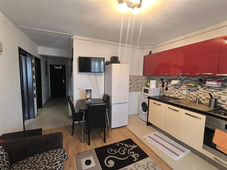 Apartament cu 2 camere semidecomandat, mobilat în Mihai Bravu